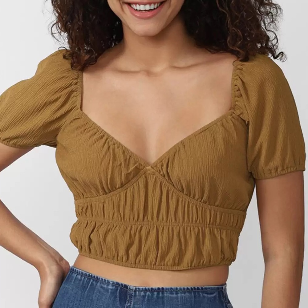 Forever 21 Sweetheart Neck Crop Top